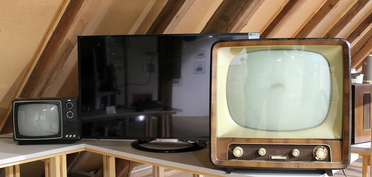 譲渡先決定】家電 テレビ 液晶テレビ テレビのフリマアイテム一覧