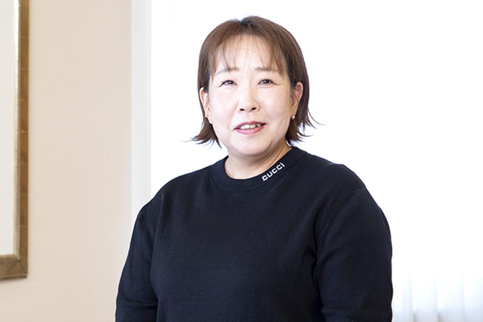 株式会社中央保険プラザ 代表取締役会長 中島広輝 様の奥様・中島 由紀子 夫人