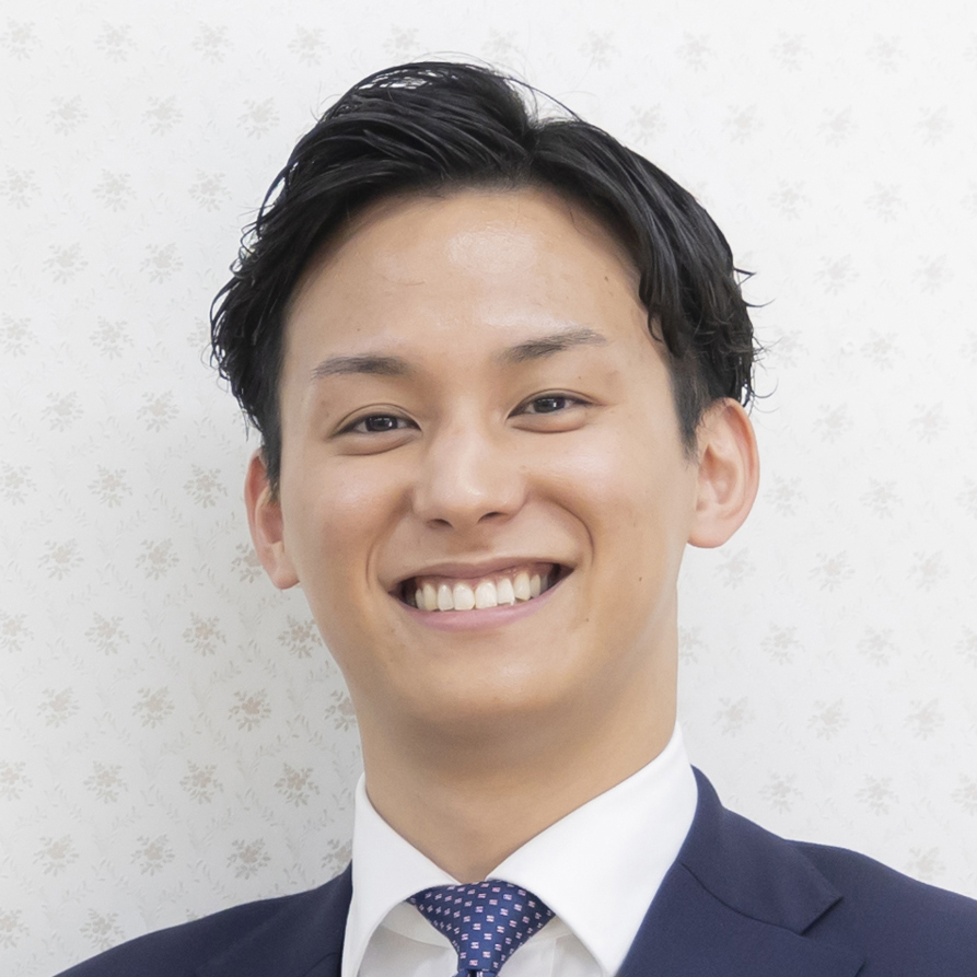 企業情報部　課長　円谷修平