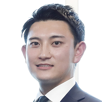 企業情報部　主任　岡山 海斗