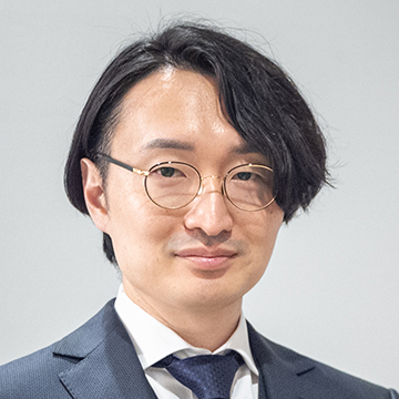 企業情報部　課長　三浦 仁志