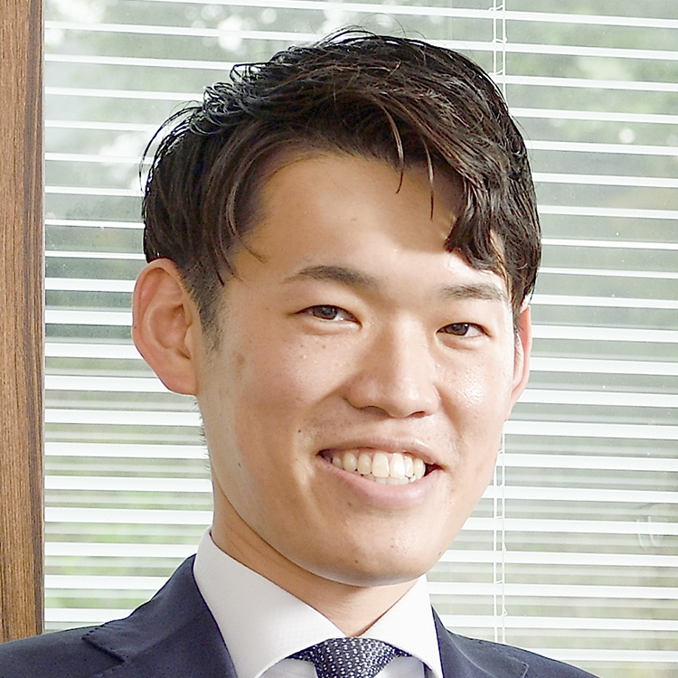 企業情報部　主任　中村 喜人