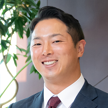 企業情報部　課長　大竹 徹