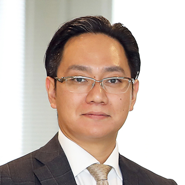 企業情報部　課長　東小薗 岳