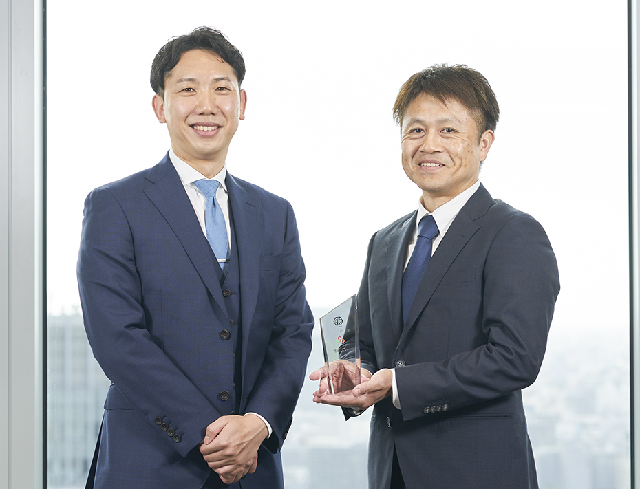 金属製建具工事業×株式譲渡のイメージ