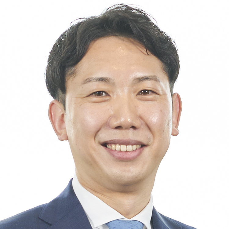 企業情報部　主任　常峰 雅文