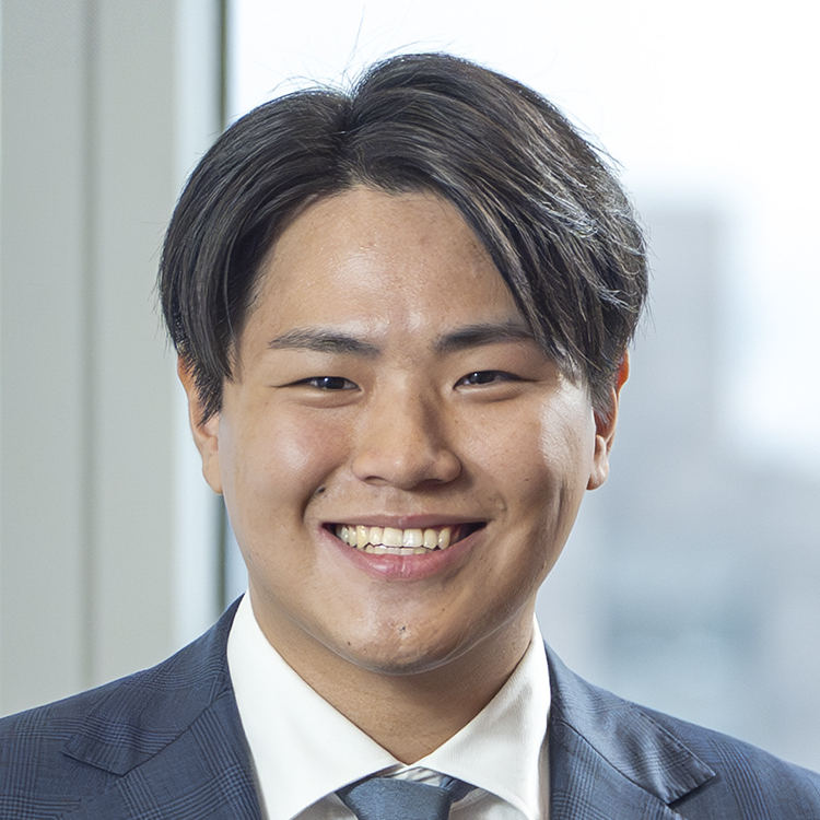 企業情報部　　緒方 健晋