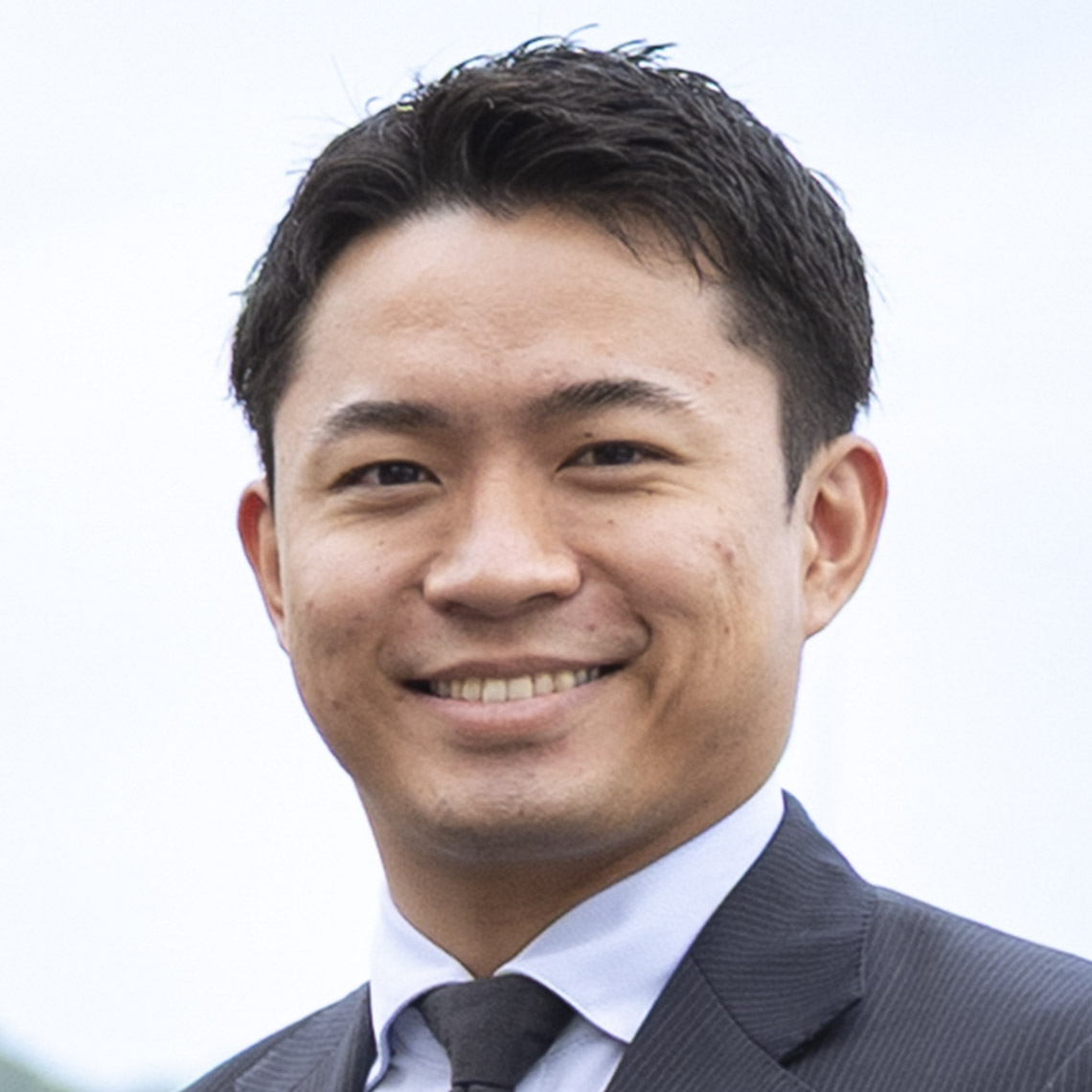企業情報部　　白石 諒汰