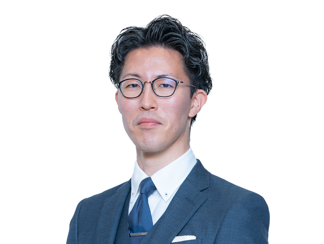 企業情報部  部長 角田 貴洋