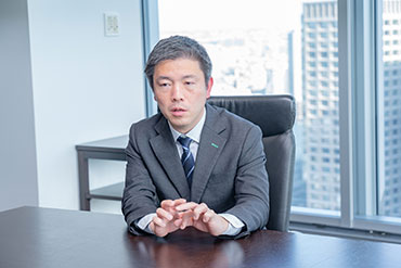 嶋崎 知実 様