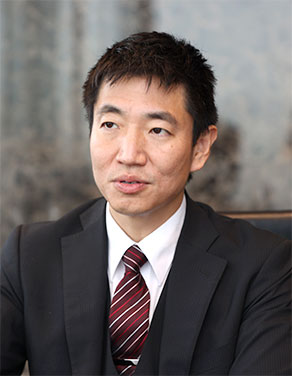 前川 勇慈のイメージ