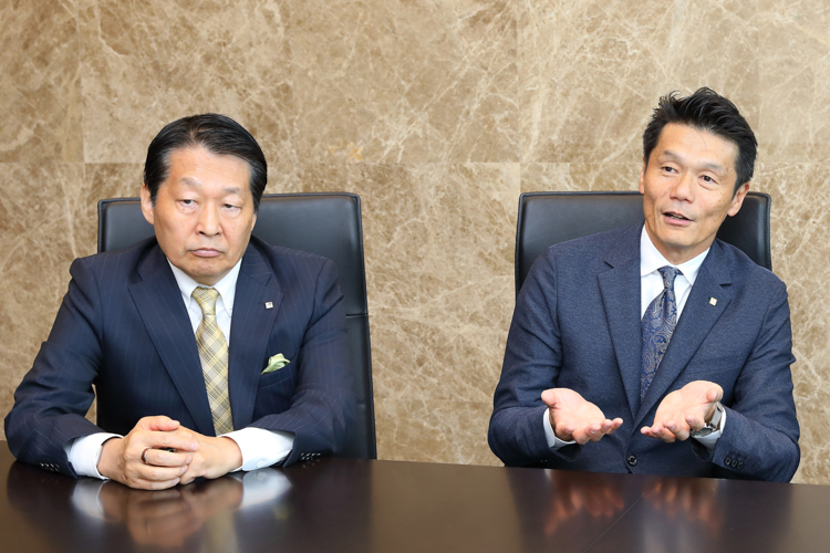 谷井