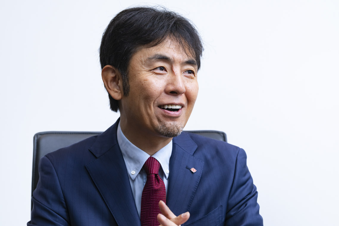 西村