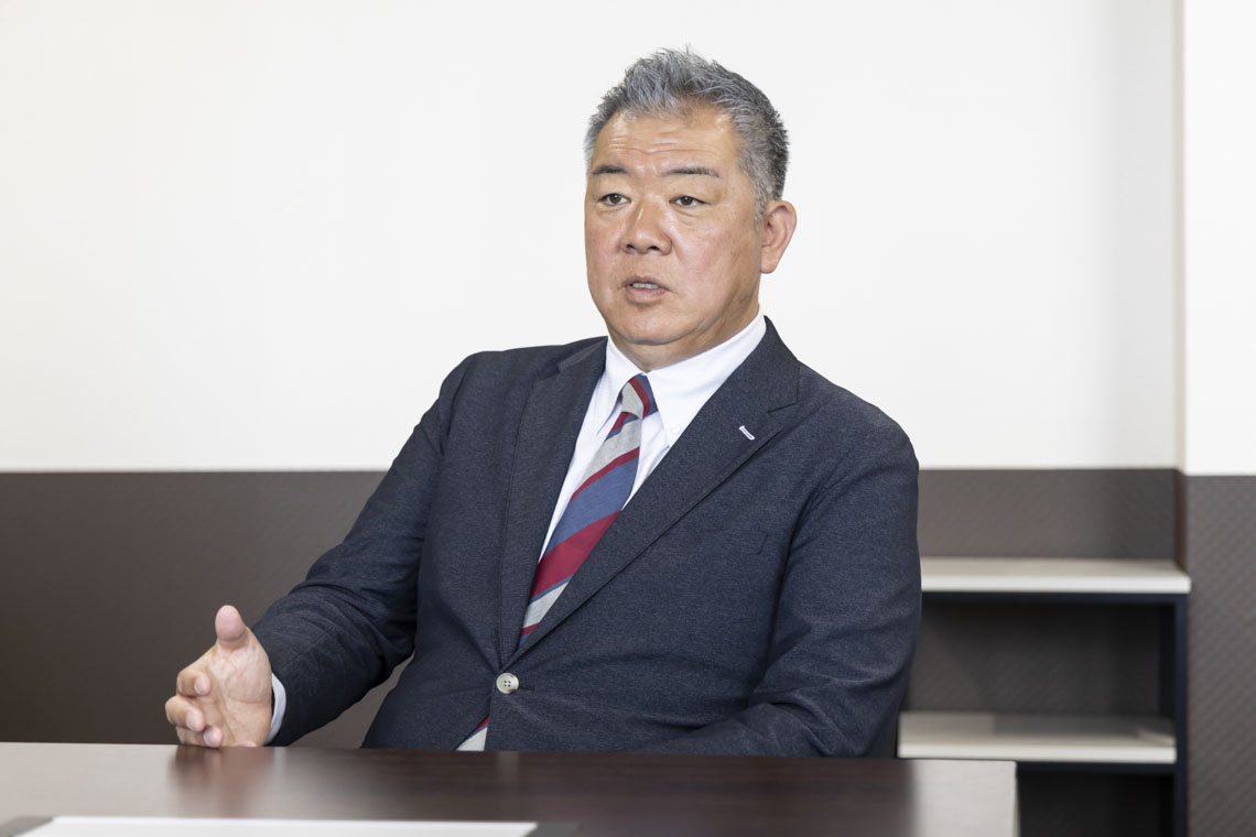 山下