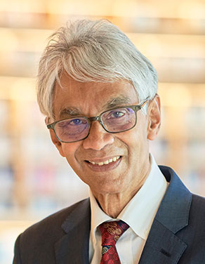 モンテ・カセム 氏