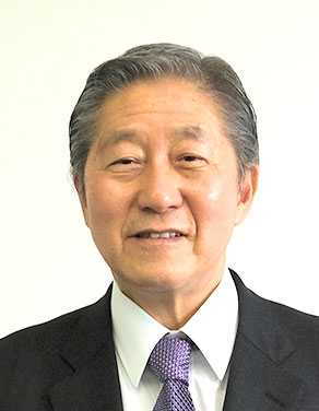 泉山　元 氏